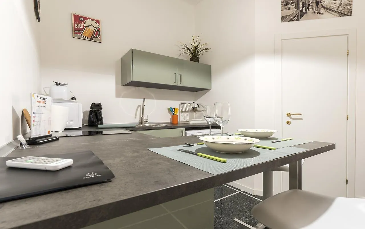 Residence Railway By Studio Vita Bologna 0*,