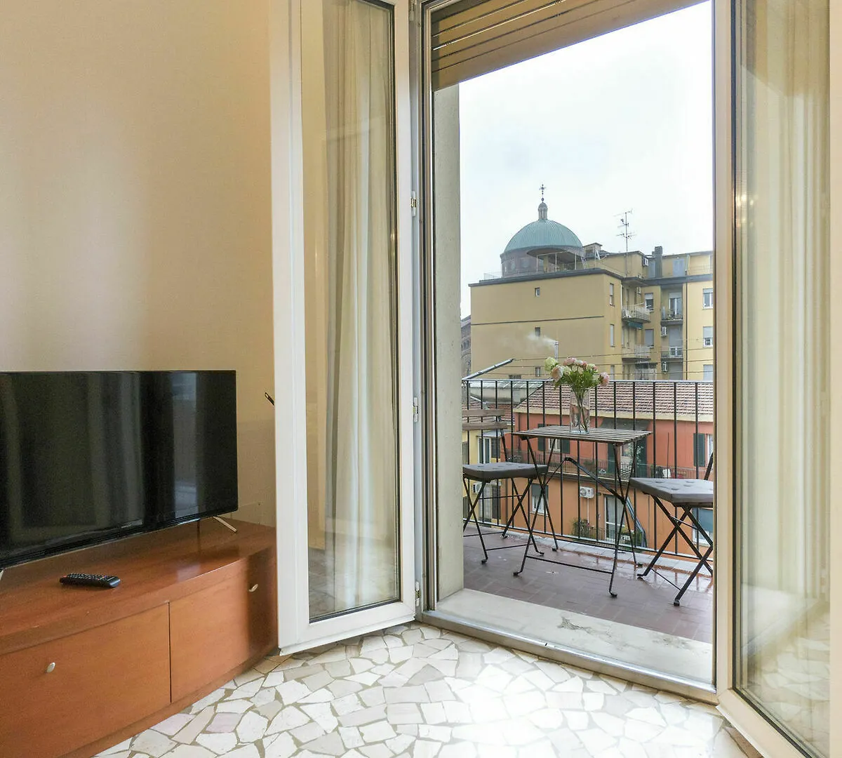 Apartment Residence Railway By Studio Vita Bologna Italy